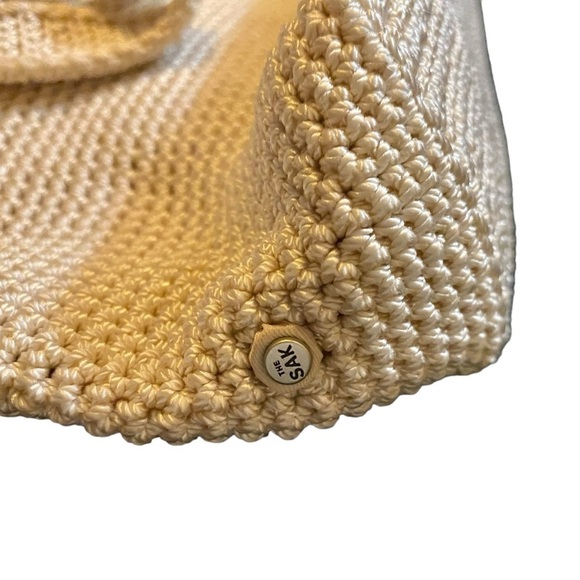 The Sak Vintage Small Crocheted Bag Beige Color Zippered Pockets - Picture 10 of 12